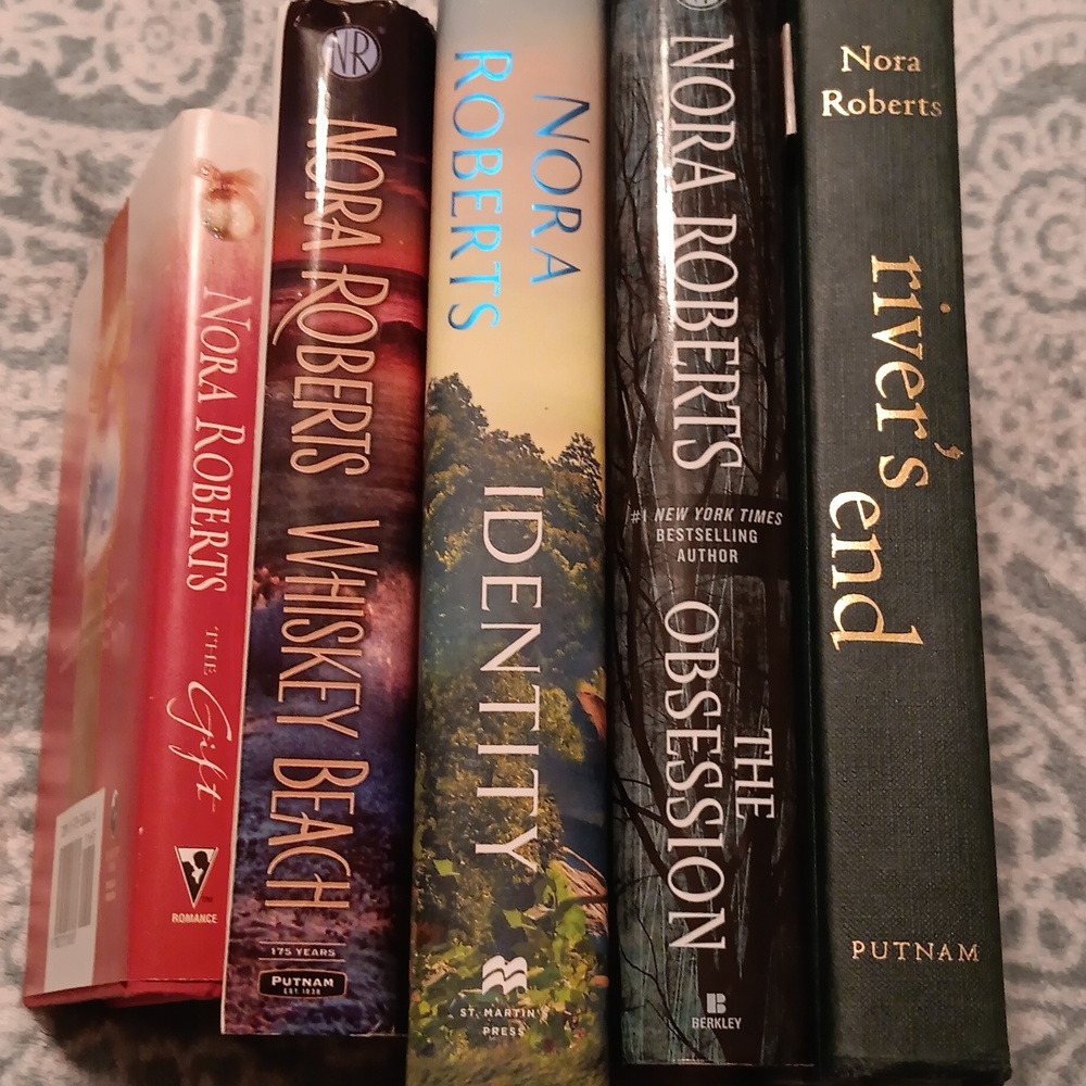5 Nora Robert's books